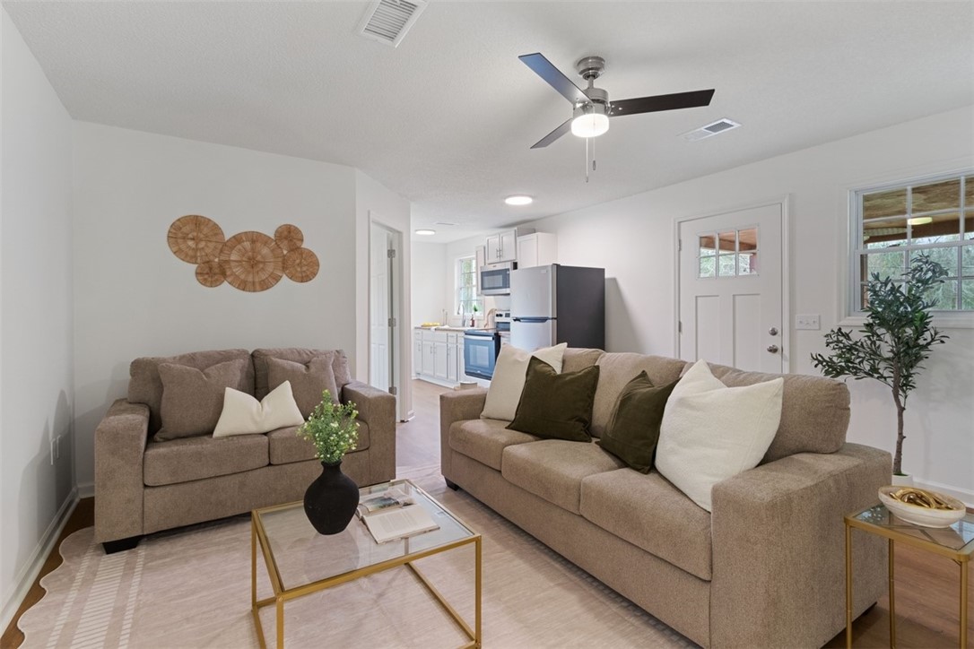 89 Virginia Road Hinesville, GA 31313 - Photo 5 of 31