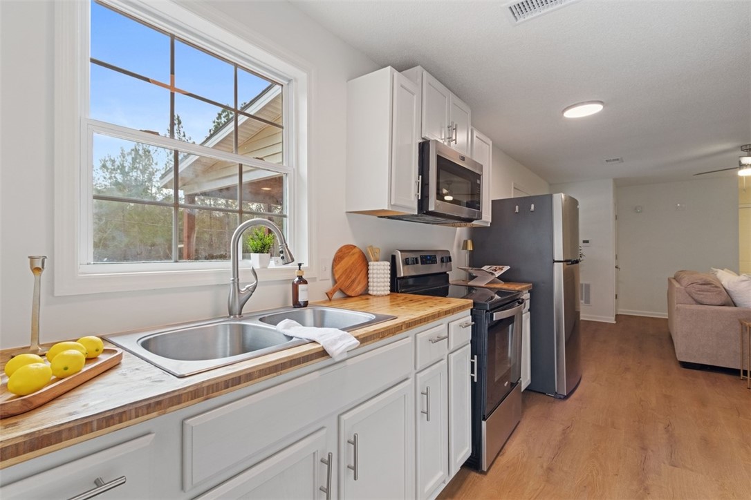 89 Virginia Road Hinesville, GA 31313 - Photo 7 of 31