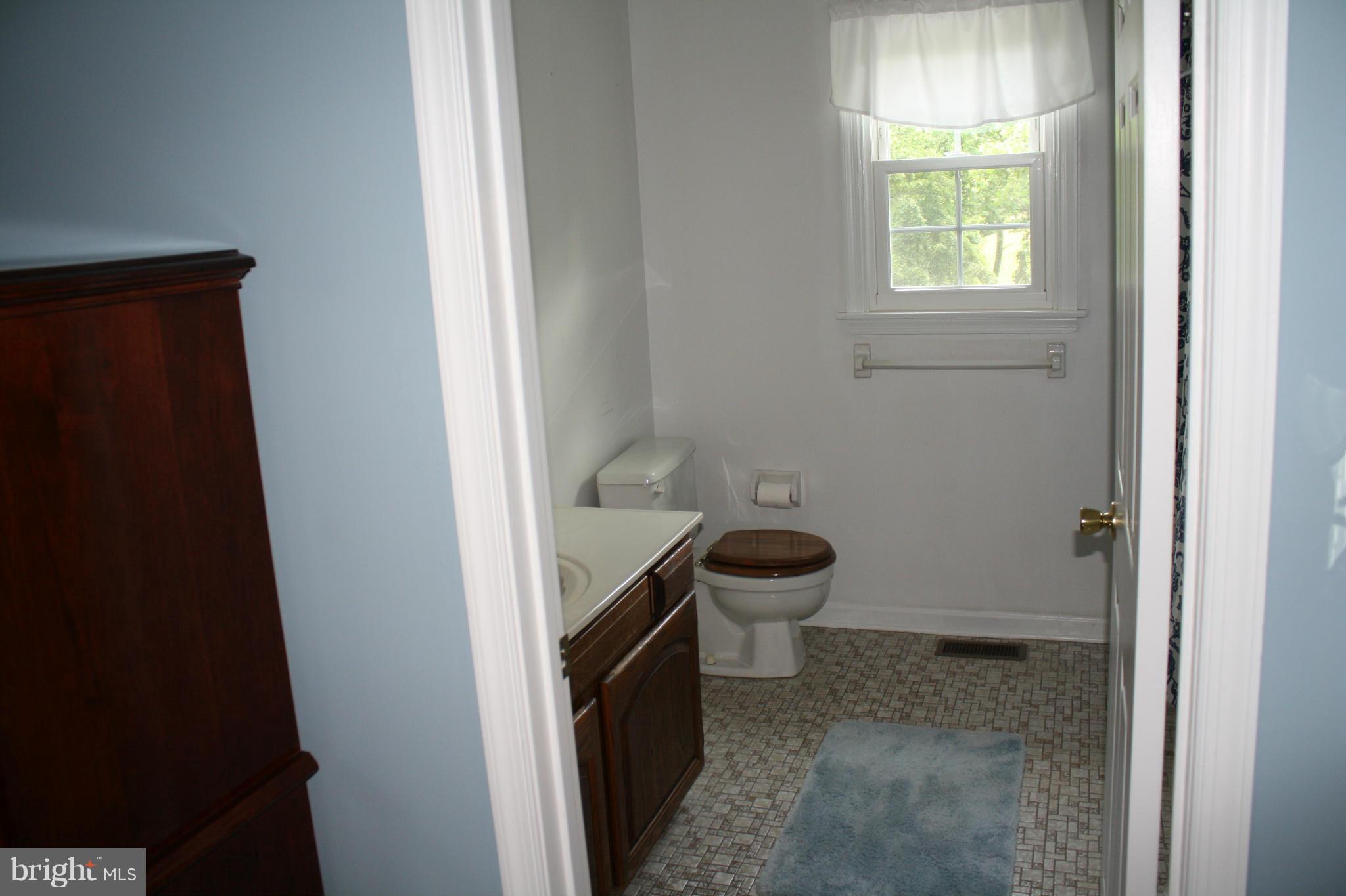 1615 Rolling Road Bel Air, MD 21014 - Photo 8 of 21 Bath (Master)