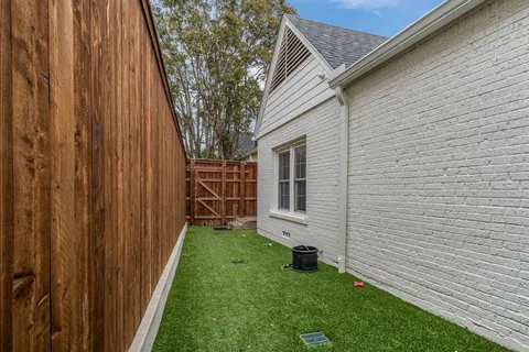 $2,650,000 | 3913 Hamilton Avenue, Fort Worth, TX 76107