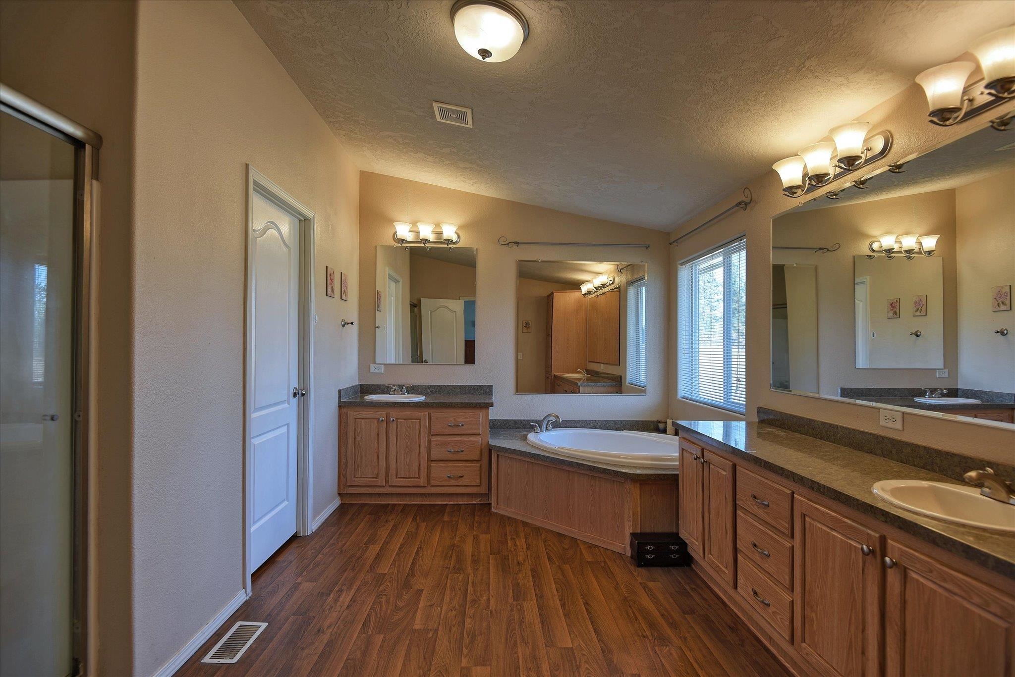 4727 South Assembly Road Spokane, WA 99224 - Photo 12 of 21