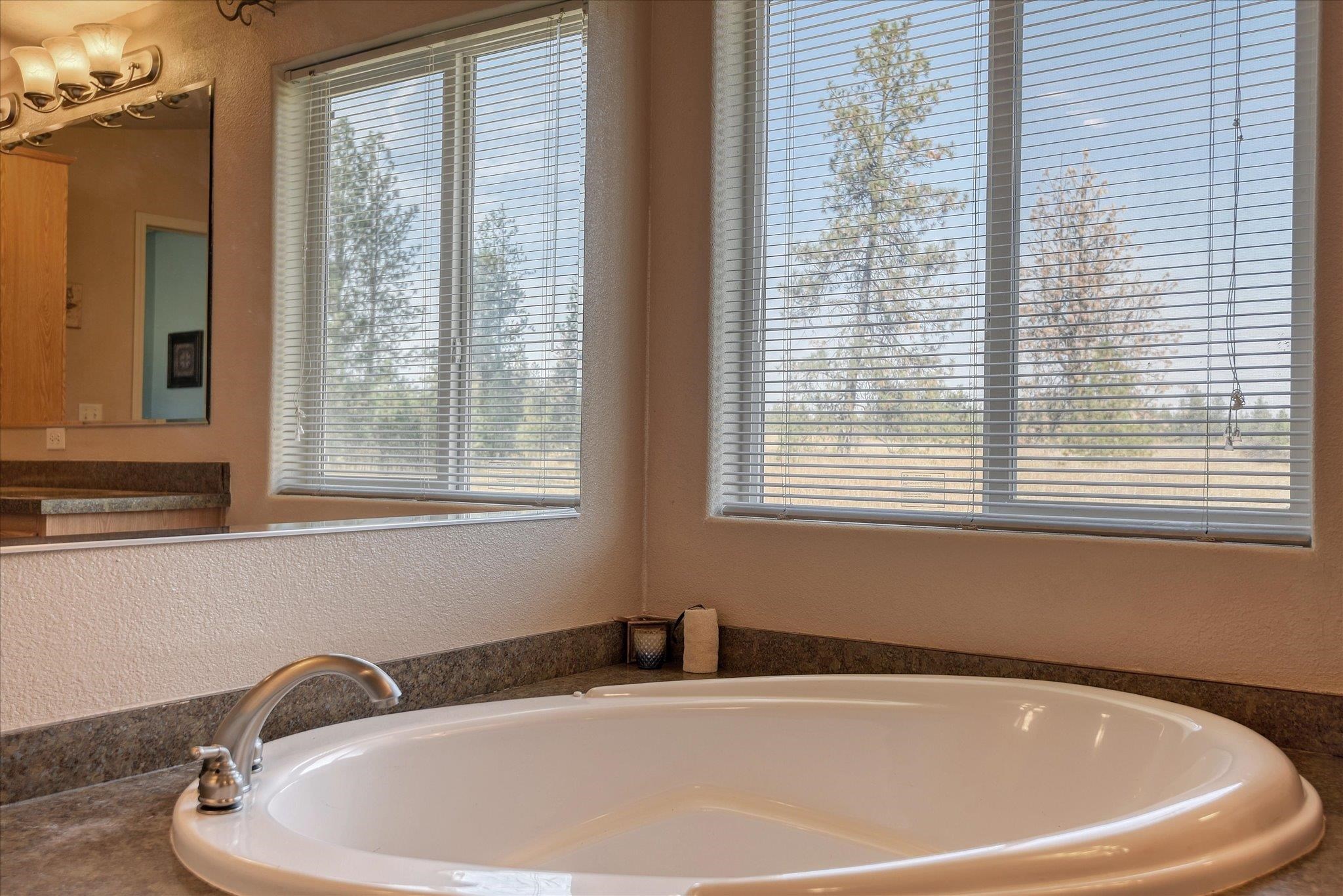 4727 South Assembly Road Spokane, WA 99224 - Photo 13 of 21