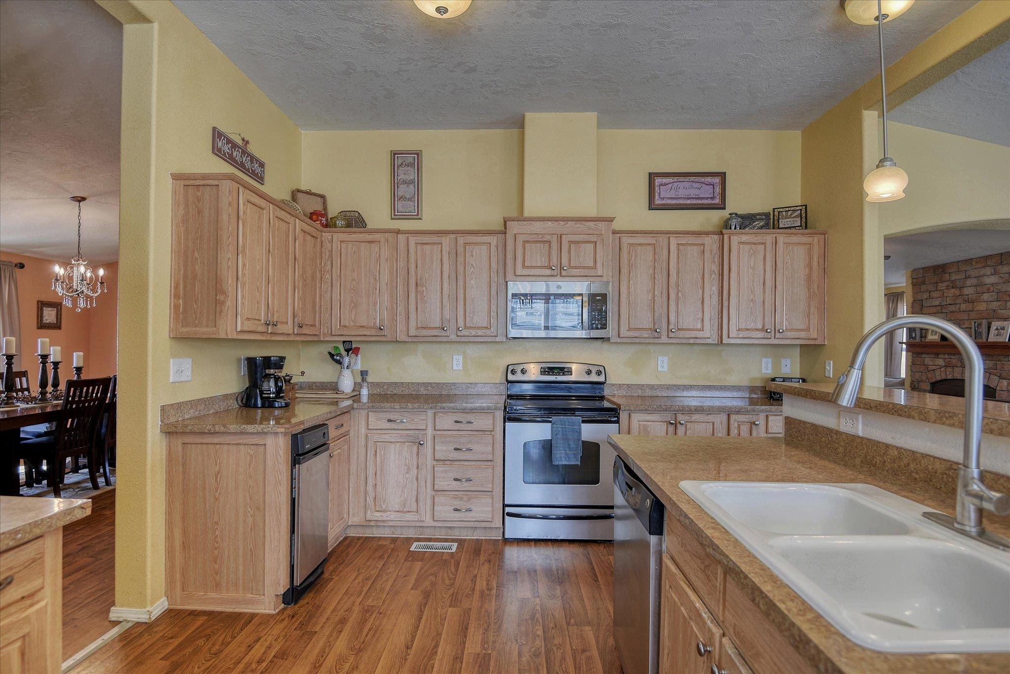 4727 South Assembly Road Spokane, WA 99224 - Photo 9 of 21