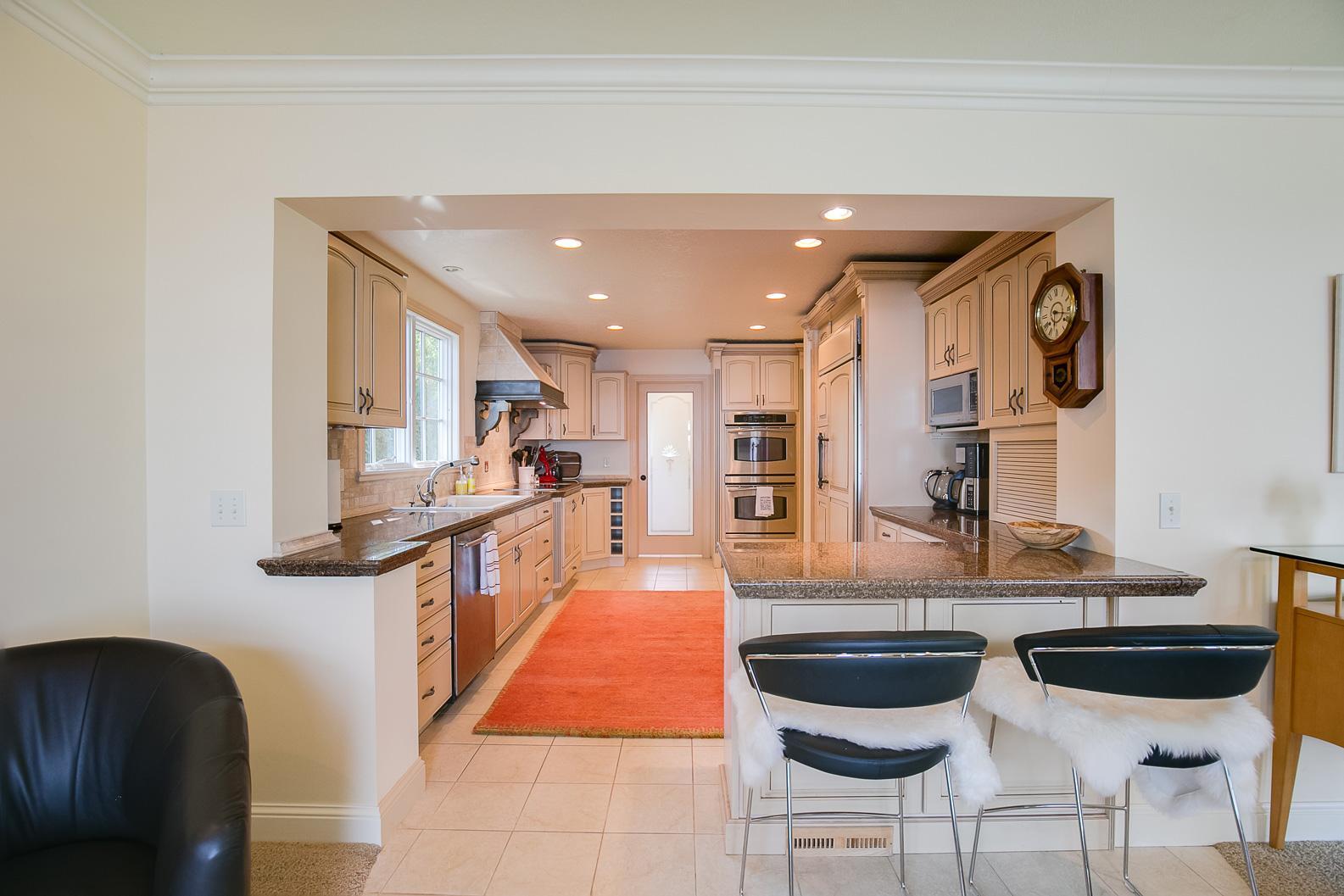 26170 Birch Bluff Road Excelsior, MN 55331 - Photo 9 of 59 Gallery Image 9