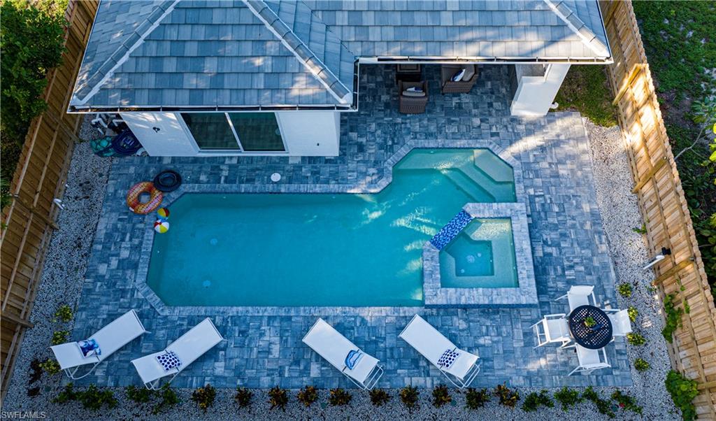 662 105th Avenue North Naples, FL 34108 - Photo 25 of 35 Birds eye view of property