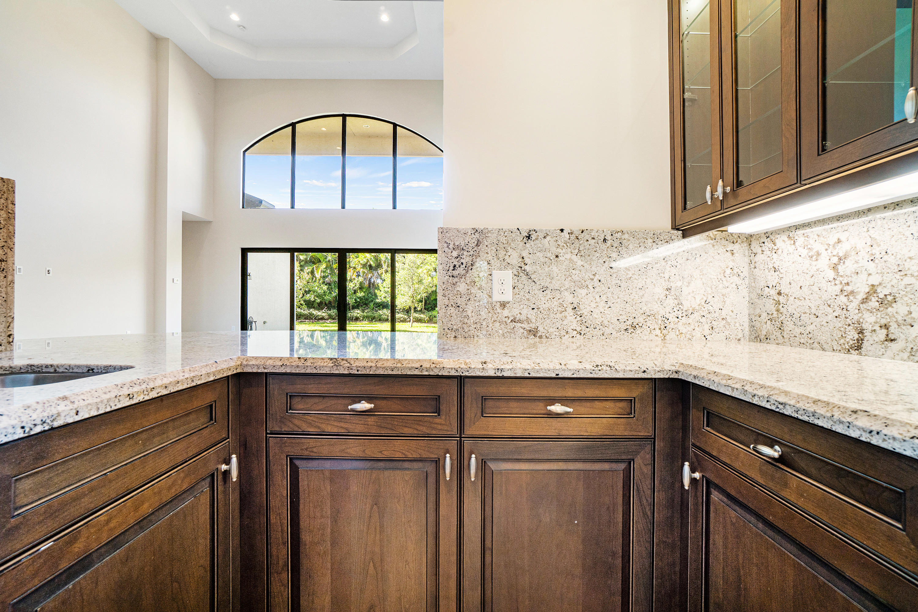 16897 Pierre Circle Delray Beach, FL 33446 - Photo 12 of 72 Bar