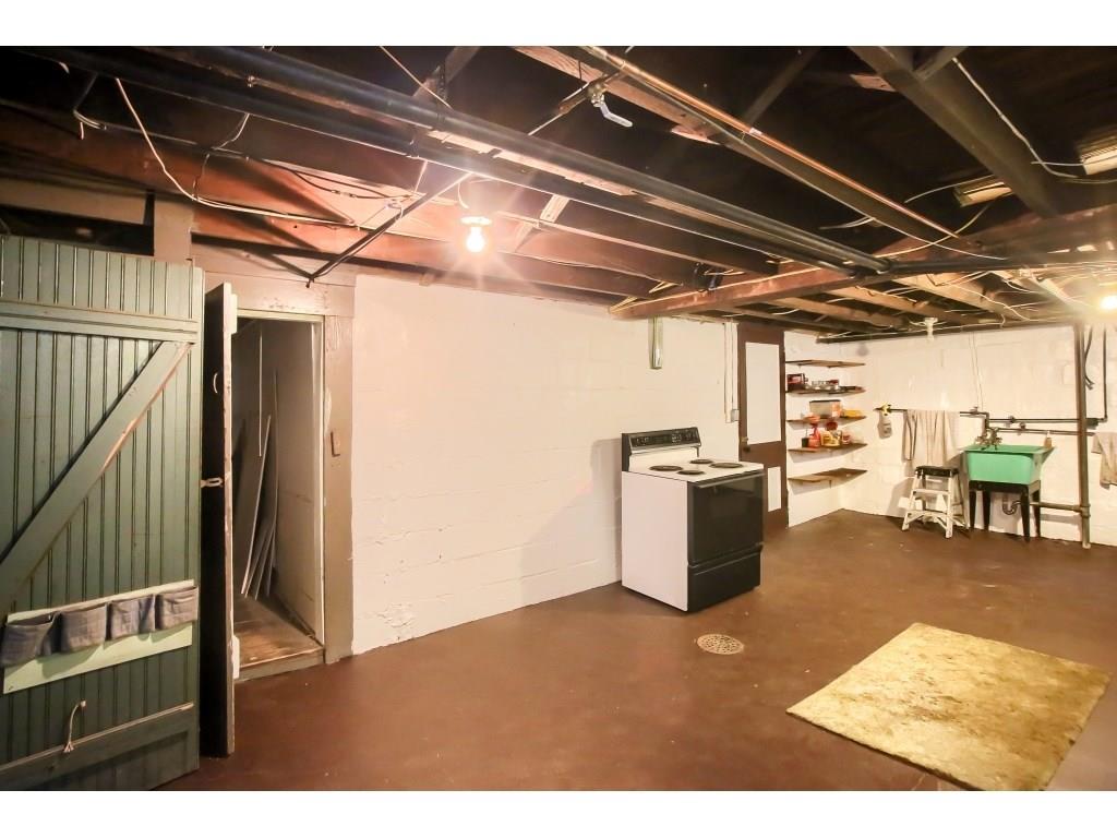 231 Arden Road Pittsburgh, PA 15216 - Photo 22 of 24 Gallery Image 22