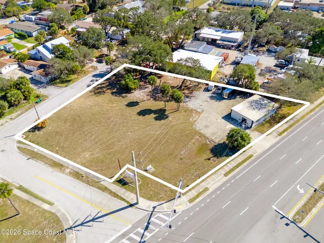 $825,000 | 1987 North Harbor City Boulevard, Melbourne, FL 32935