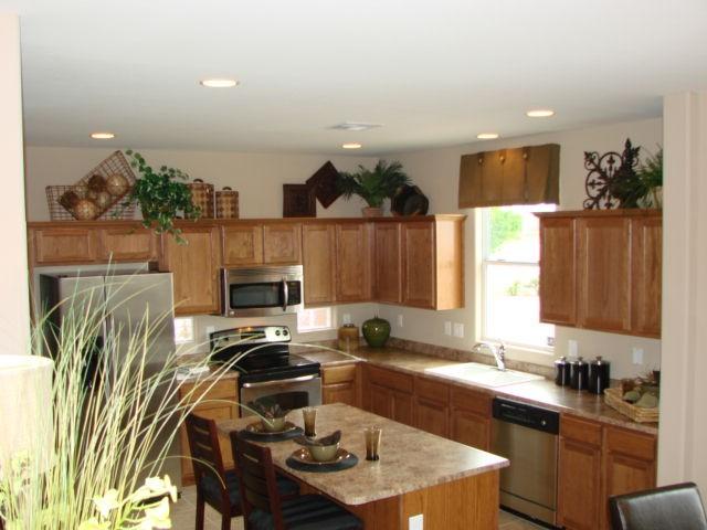 4732 West Carson Road Laveen, AZ 85339 - Photo 2 of 10 Kitchen