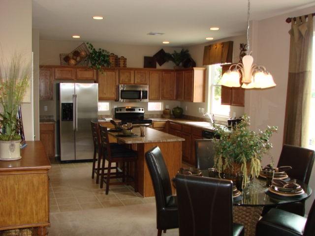 4732 West Carson Road Laveen, AZ 85339 - Photo 5 of 10 Kitchen&Dining