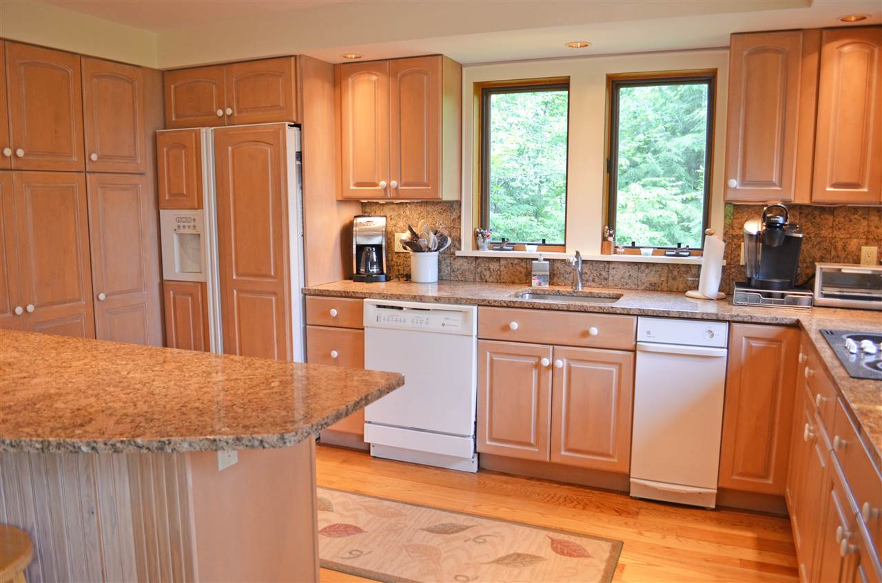 28 North Village Road Ludlow, VT 05149 - Photo 8 of 33 Gallery Image 8