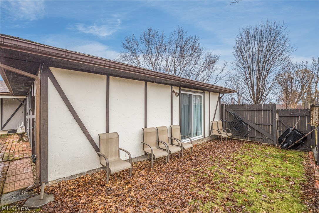 3185 Narrows Road Perry, OH 44081 - Photo 14 of 32 fenced area off family room