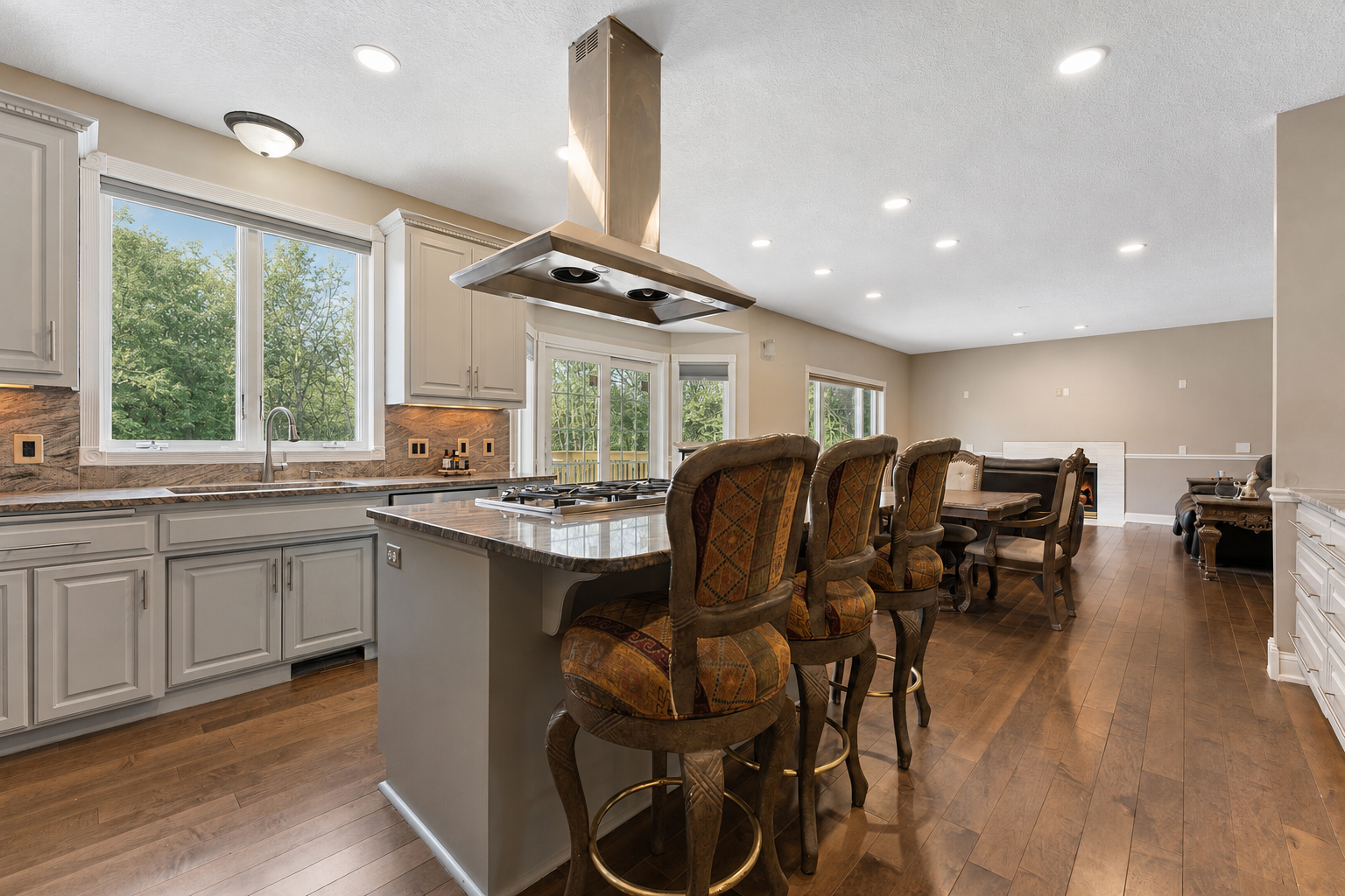 6453 Oxford Road North Shakopee, MN 55379 - Photo 6 of 43
