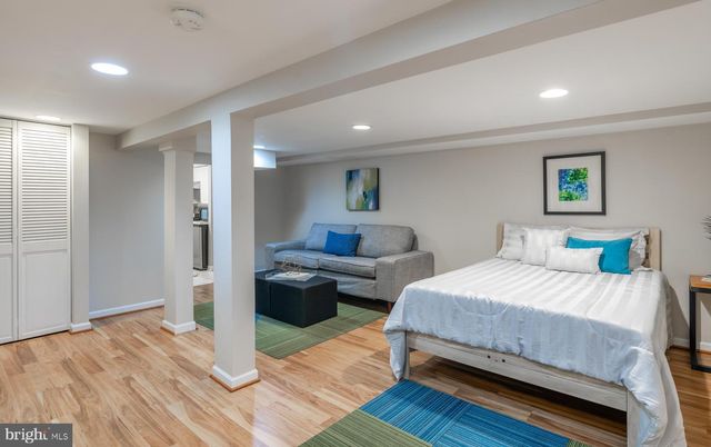 $830,000 | 1312 F Street Northeast, Washington, DC 20002