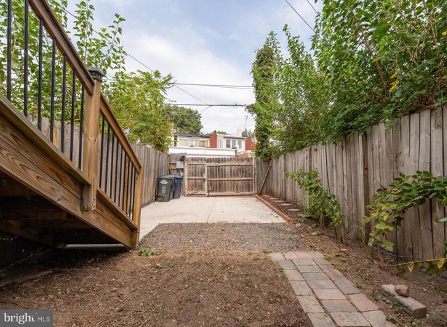 $830,000 | 1312 F Street Northeast, Washington, DC 20002