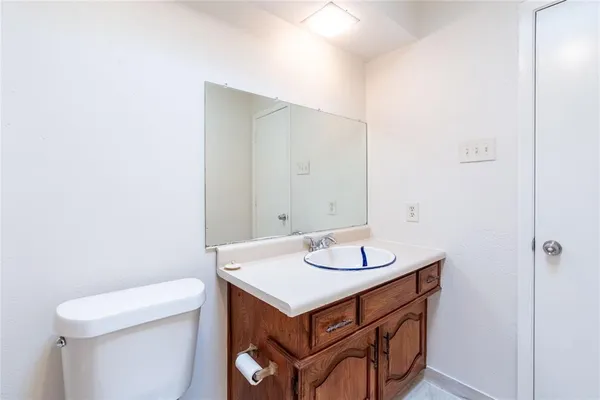 $1,860 | 5417 Knollridge Drive, Garland, TX 75043