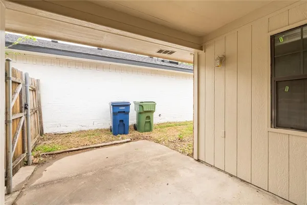 $1,860 | 5417 Knollridge Drive, Garland, TX 75043