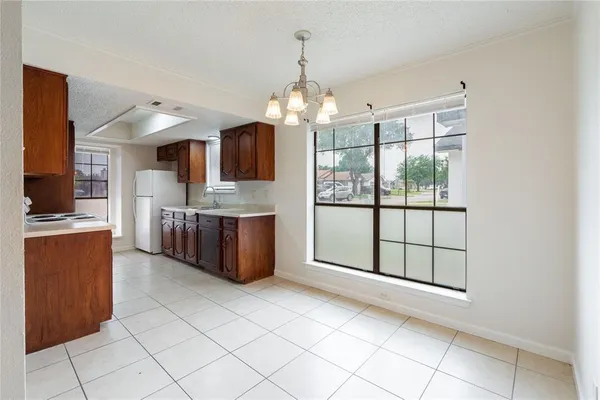 $1,860 | 5417 Knollridge Drive, Garland, TX 75043