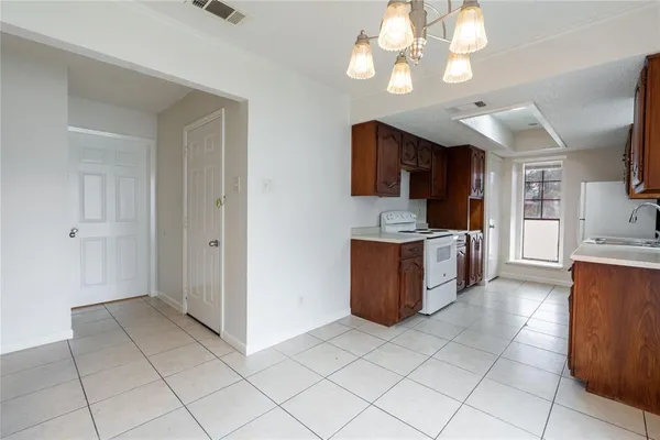 $1,860 | 5417 Knollridge Drive, Garland, TX 75043