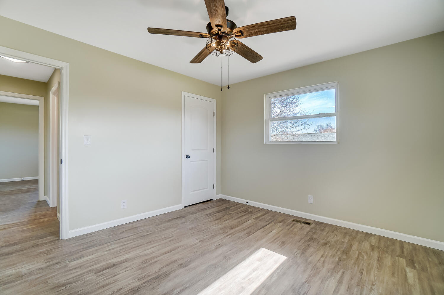 2410 East Home Road Springfield, OH 45503 - Photo 20 of 28 Gallery Image 20