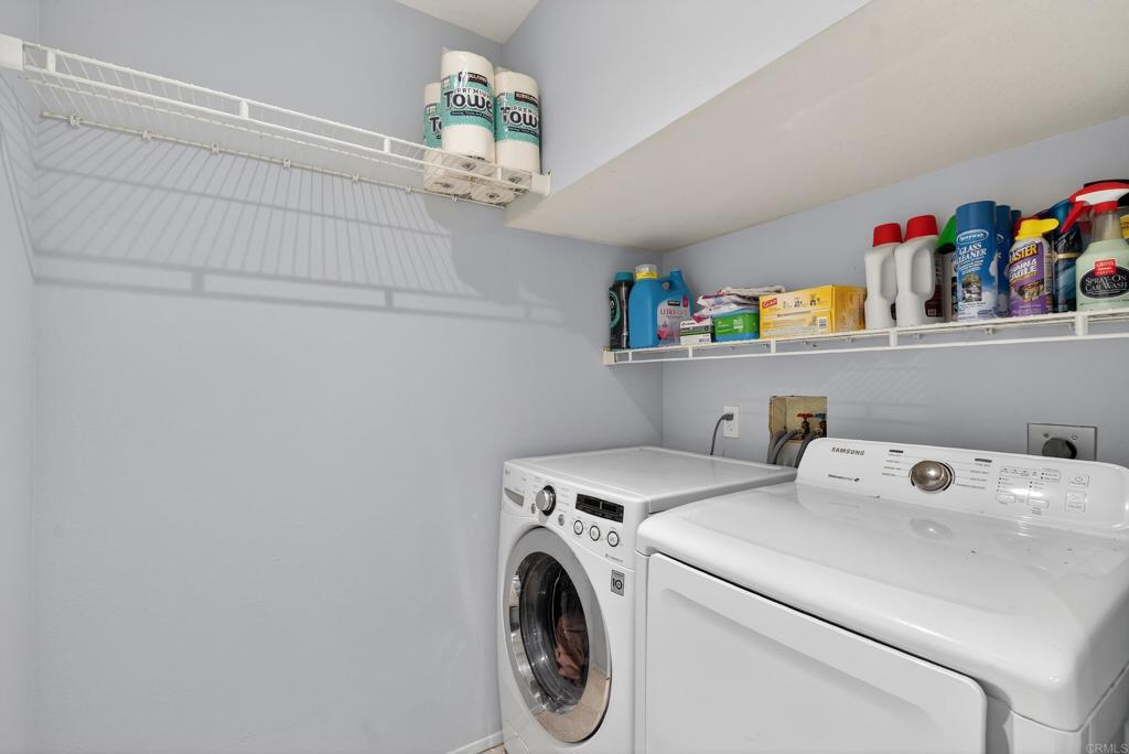 8927 Windham Court Spring Valley, CA 91977 - Photo 14 of 28 a utility room with dryer and washer