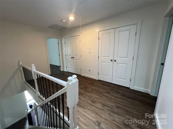 $495,000 | 609 Crowfields Lane, Asheville, NC 28803