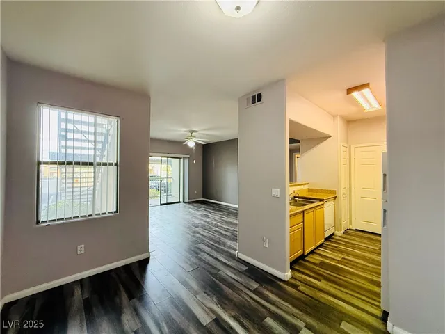 $1,245 | 8000 West Badura Avenue, Unit 1155, Las Vegas, NV 89113