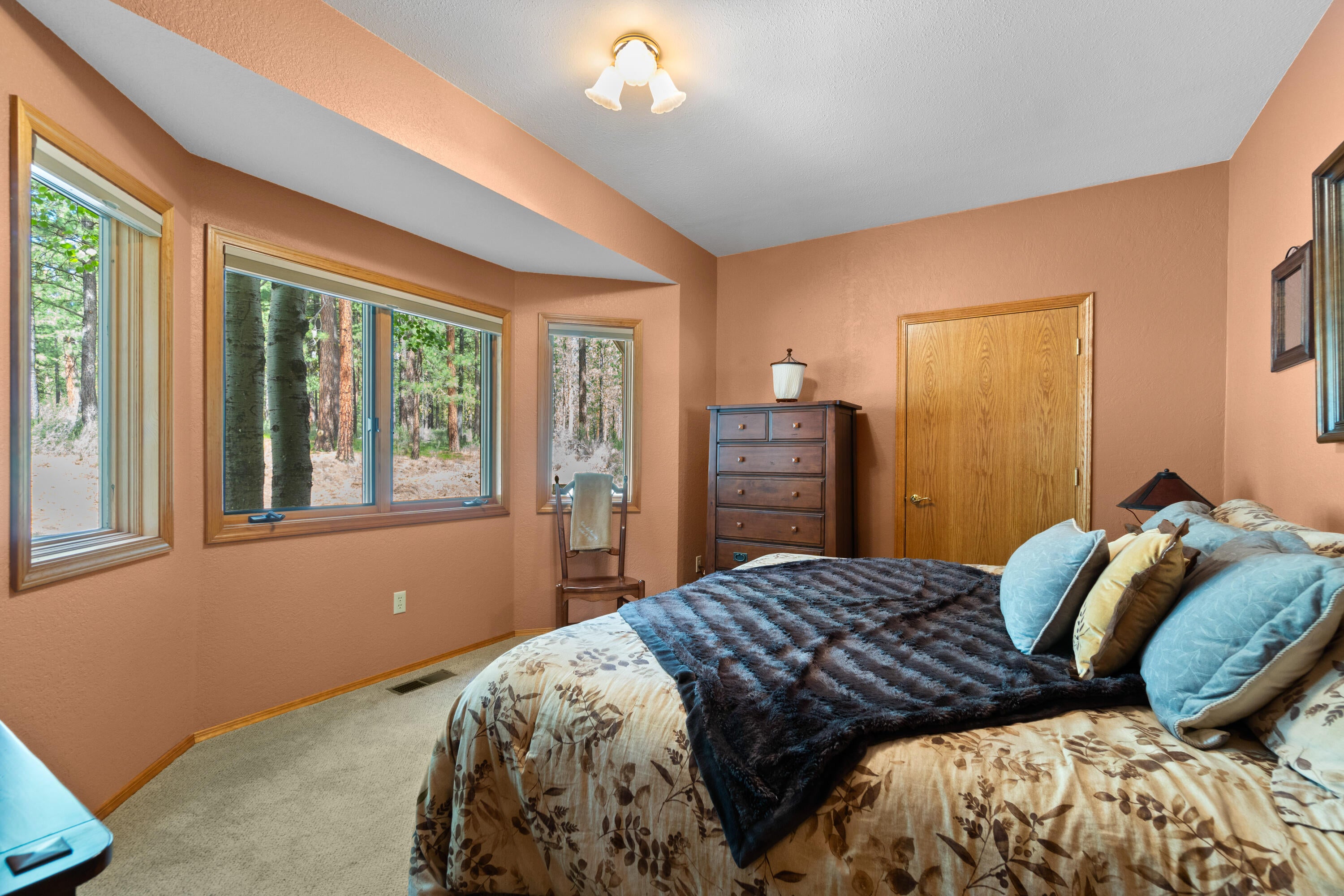 71032 Fiddle Neck Lane Black Butte Ranch, OR 97759 - Photo 16 of 43 46