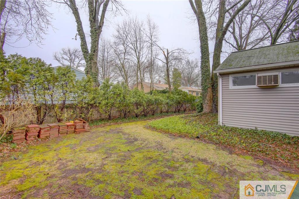 289 Clinton Road North Brunswick, NJ 08902 - Photo 23 of 24 Gallery Image 23