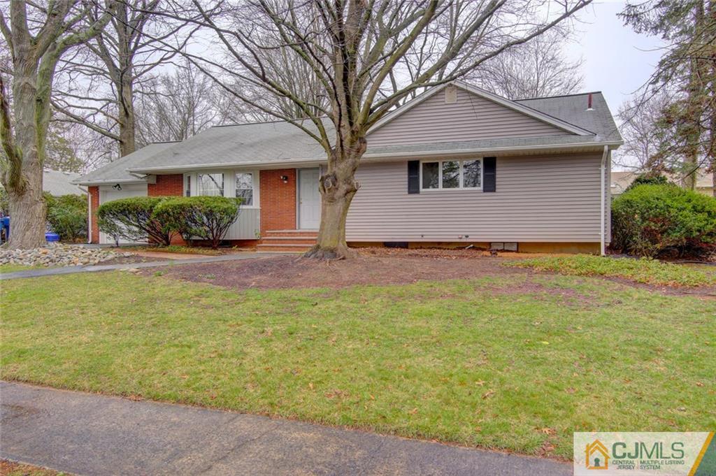 289 Clinton Road North Brunswick, NJ 08902 - Photo 4 of 24 Gallery Image 4