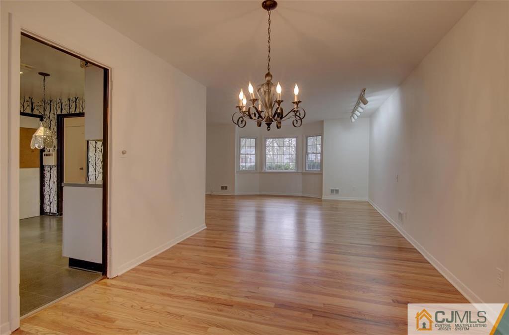 289 Clinton Road North Brunswick, NJ 08902 - Photo 10 of 24 Gallery Image 10