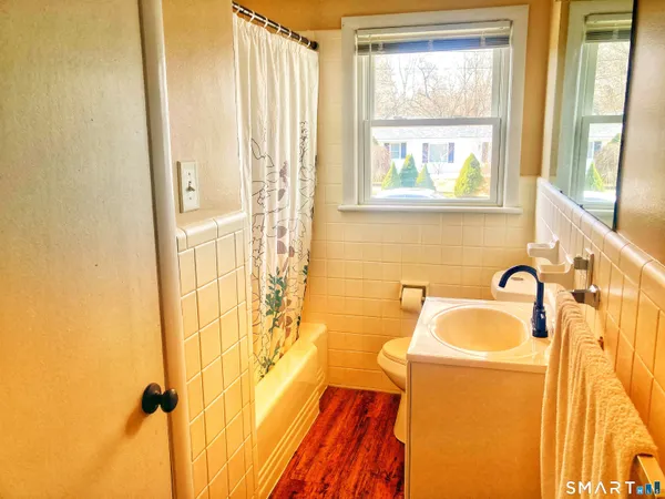 $439,000 | 9 Belleau Avenue, Norwich, CT 06360