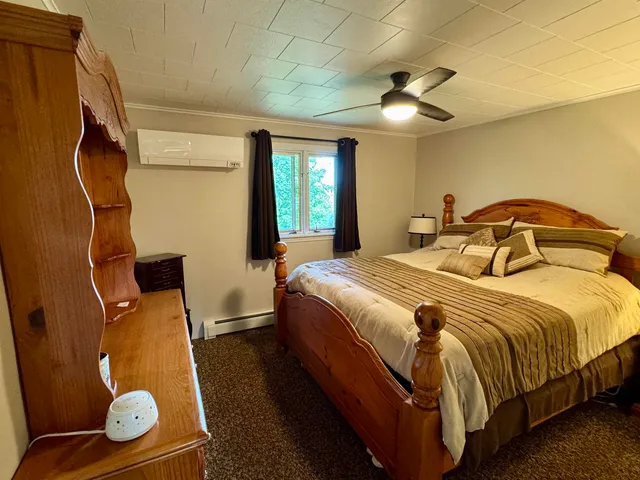 $374,900 | 252 Mountain View Drive, Newport, VT 05855