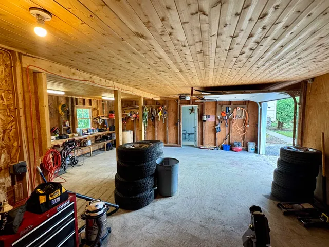 $374,900 | 252 Mountain View Drive, Newport, VT 05855