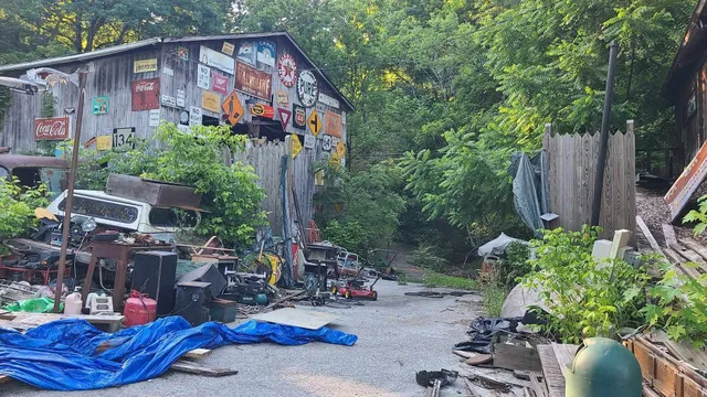 a view of city with an outdoor space