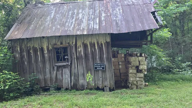 $249,000 | 2024 Powdermill Hill Road, Lawrenceburg, TN 38464