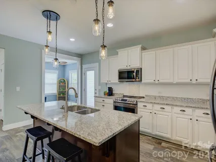 $389,000 | 2610 Courtland Drive, Clover, SC 29710