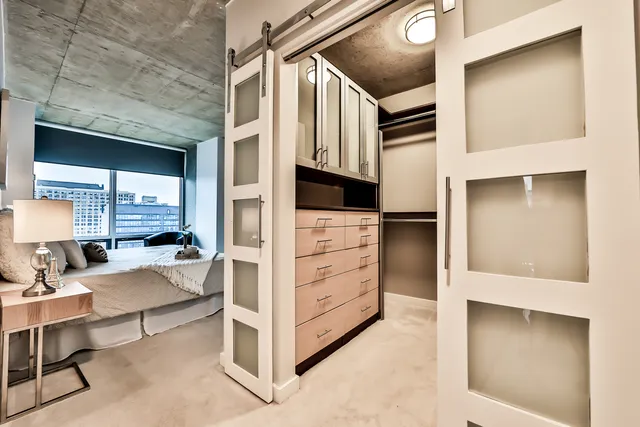 $625,000 | 611 South Wells Street, Unit 1903, Chicago, IL 60607