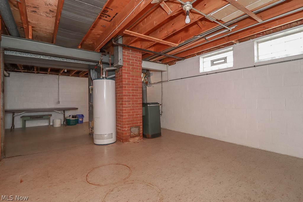 2330 Keystone Road Cleveland, OH 44134 - Photo 29 of 35