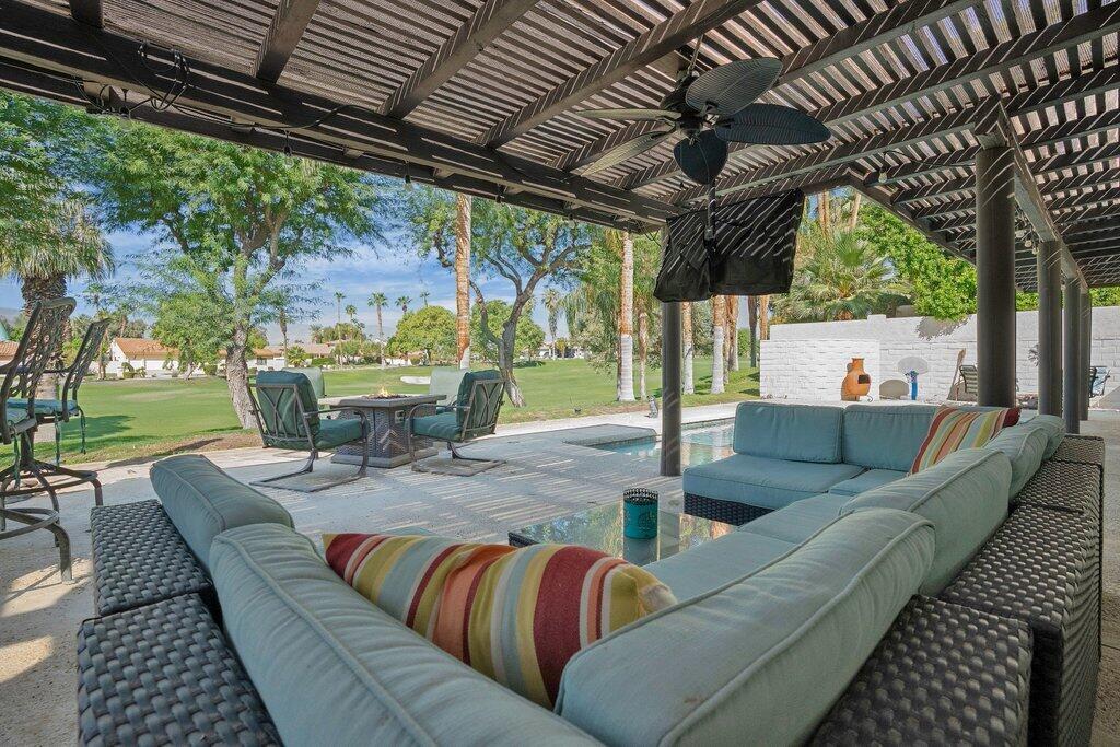 43761 Port Maria Road Bermuda Dunes, CA 92203 - Photo 6 of 50 a view of an outdoor dining space with a table or chairs