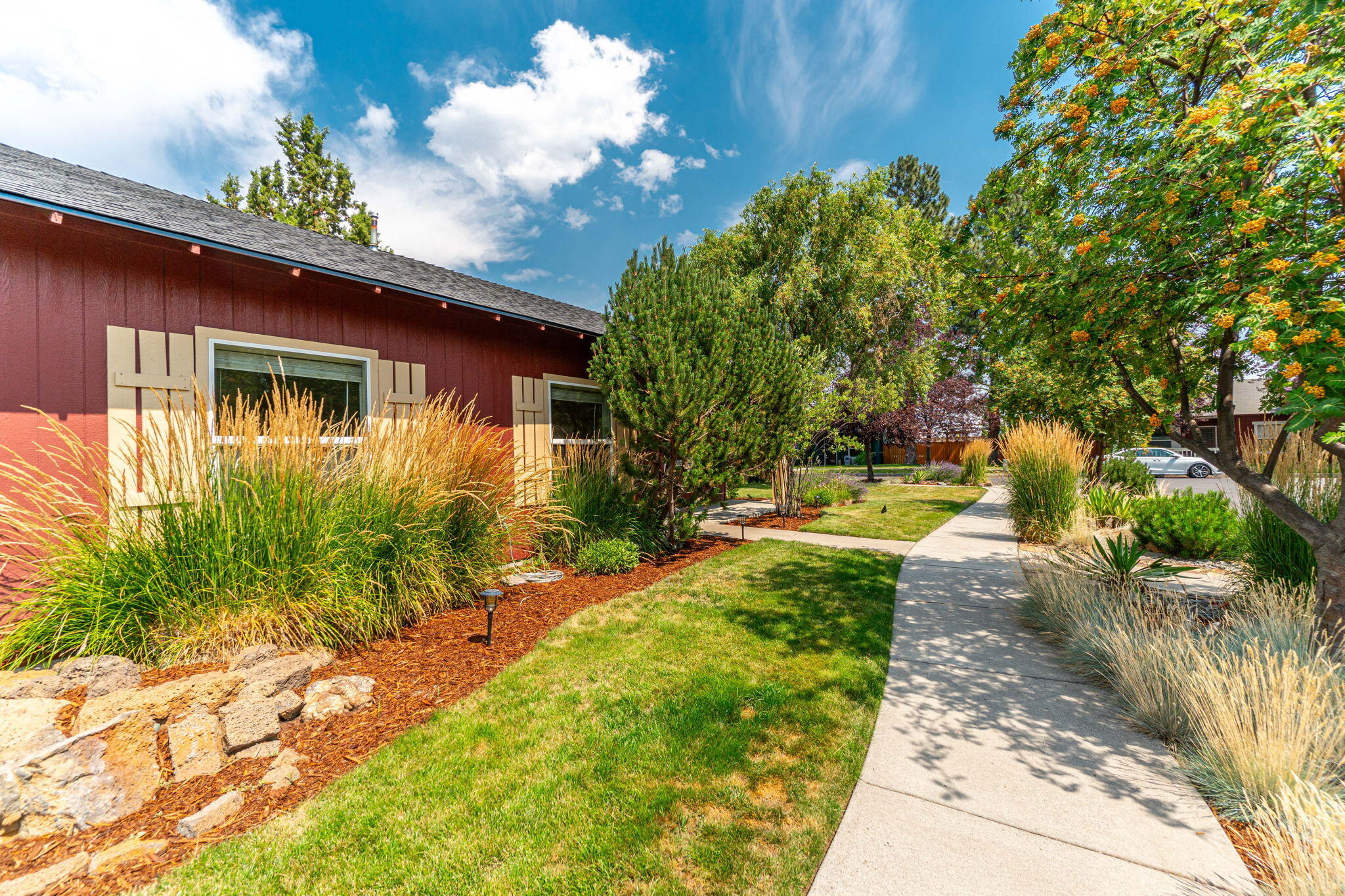 61209 Larkspur Loop Bend, OR 97702 - Photo 21 of 39 4-web-or-mls-Riley Visuals-4