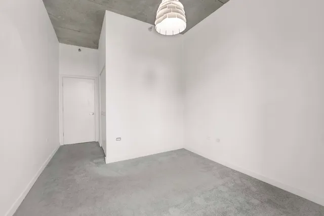 an empty room with a empty space
