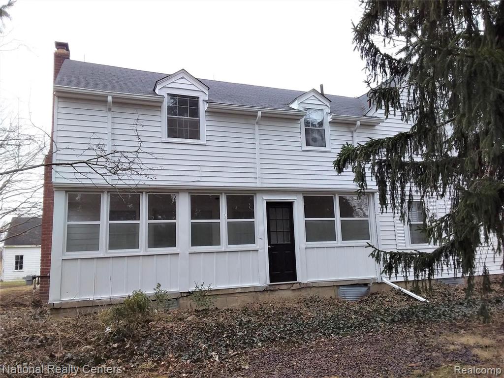 60001 Eight Mile Road South Lyon, MI 48178 - Photo 8 of 44