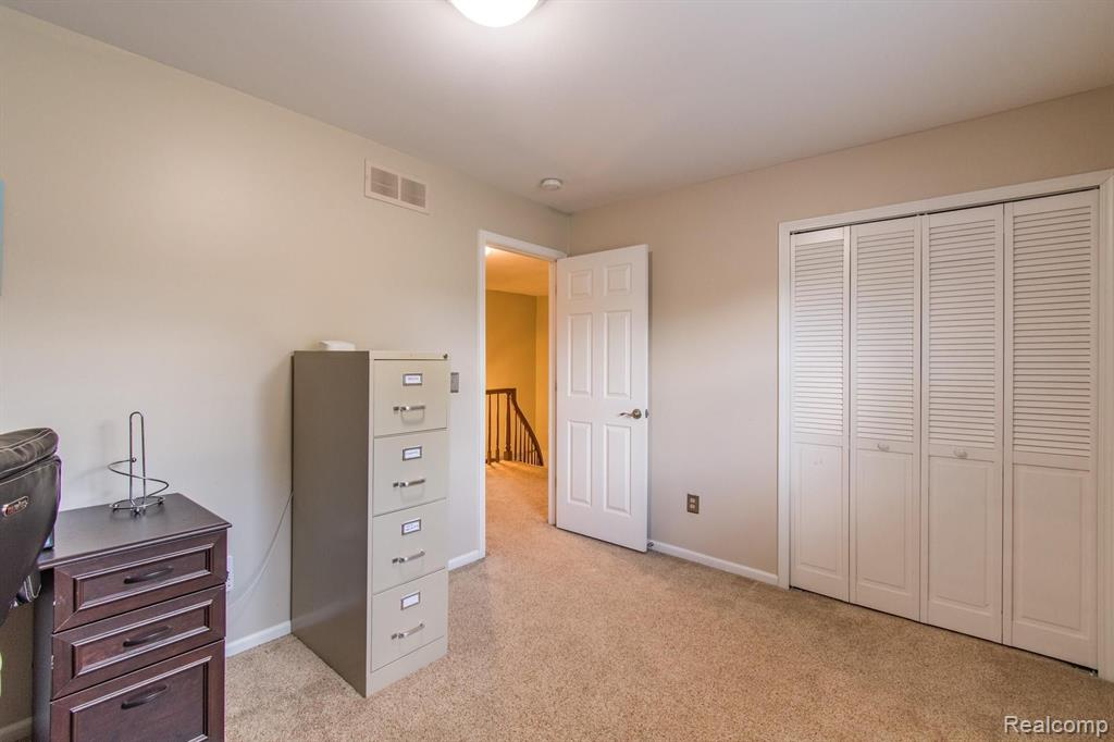 2604 Winter Park Road Rochester Hills, MI 48309 - Photo 39 of 48