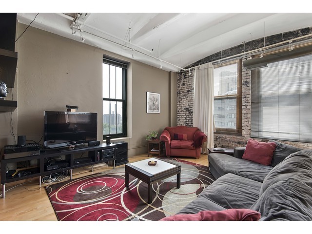 801 South Wells Street, Unit 701 Chicago, IL 60607 - Photo 3 of 8