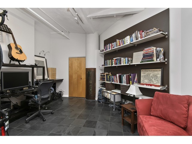 801 South Wells Street, Unit 701 Chicago, IL 60607 - Photo 7 of 8