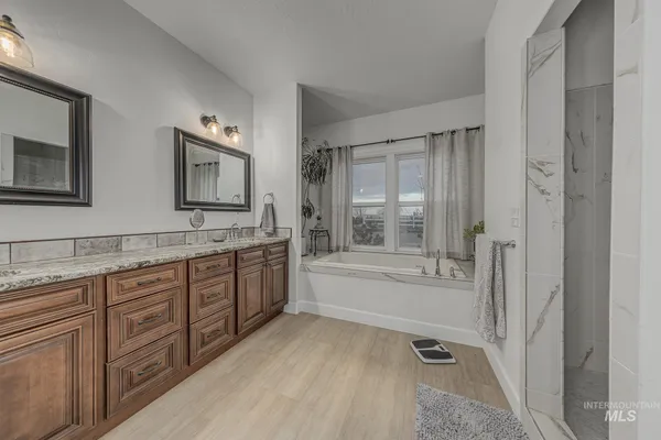 $1,179,900 | 5631 Sunset Road, Fruitland, ID 83619