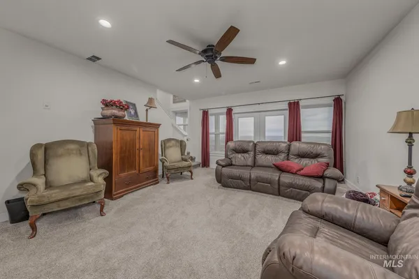 $1,179,900 | 5631 Sunset Road, Fruitland, ID 83619