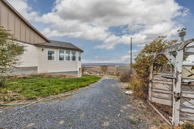 $1,199,000 | 5631 Sunset Road, Fruitland, ID 83619