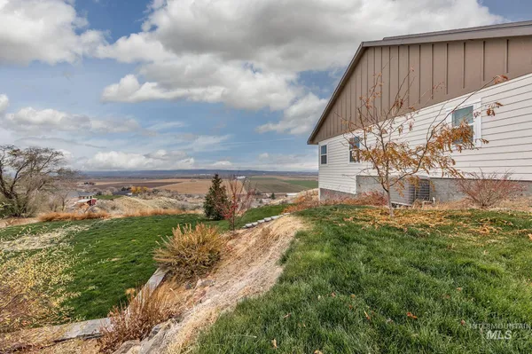 $1,179,900 | 5631 Sunset Road, Fruitland, ID 83619